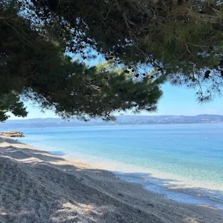 Ines * Omiš