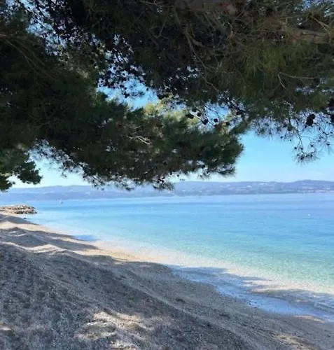 Ines * Omiš