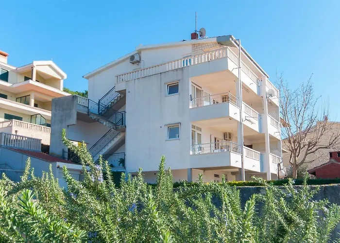 Apartman Ines *