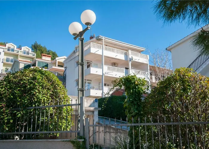 Ines Apartman
